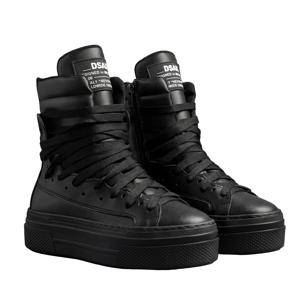18-hole Sneakers Black