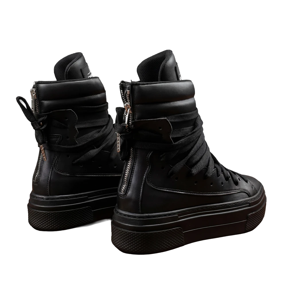18-hole Sneakers Black