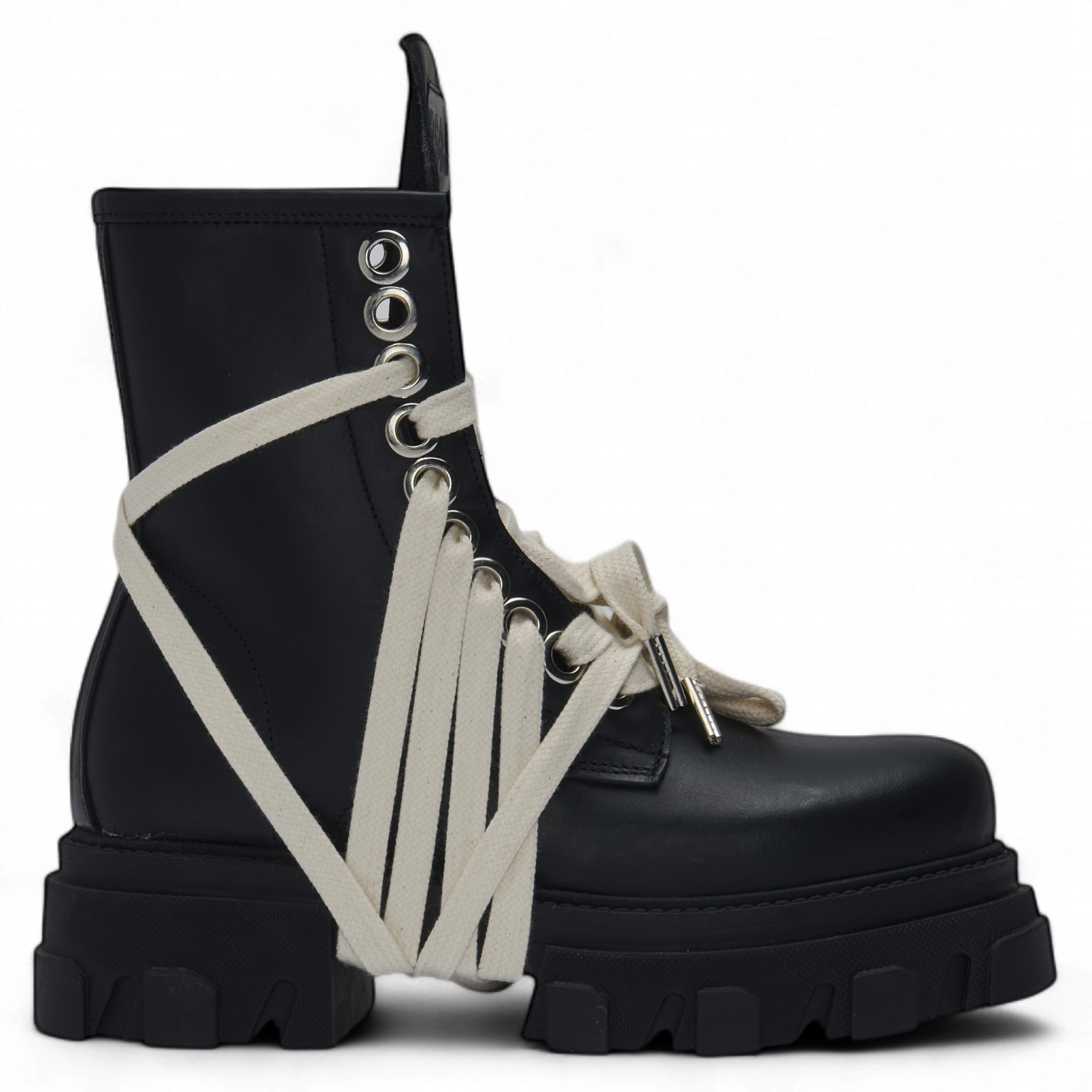 Boot - Total Black Occhielli Silver